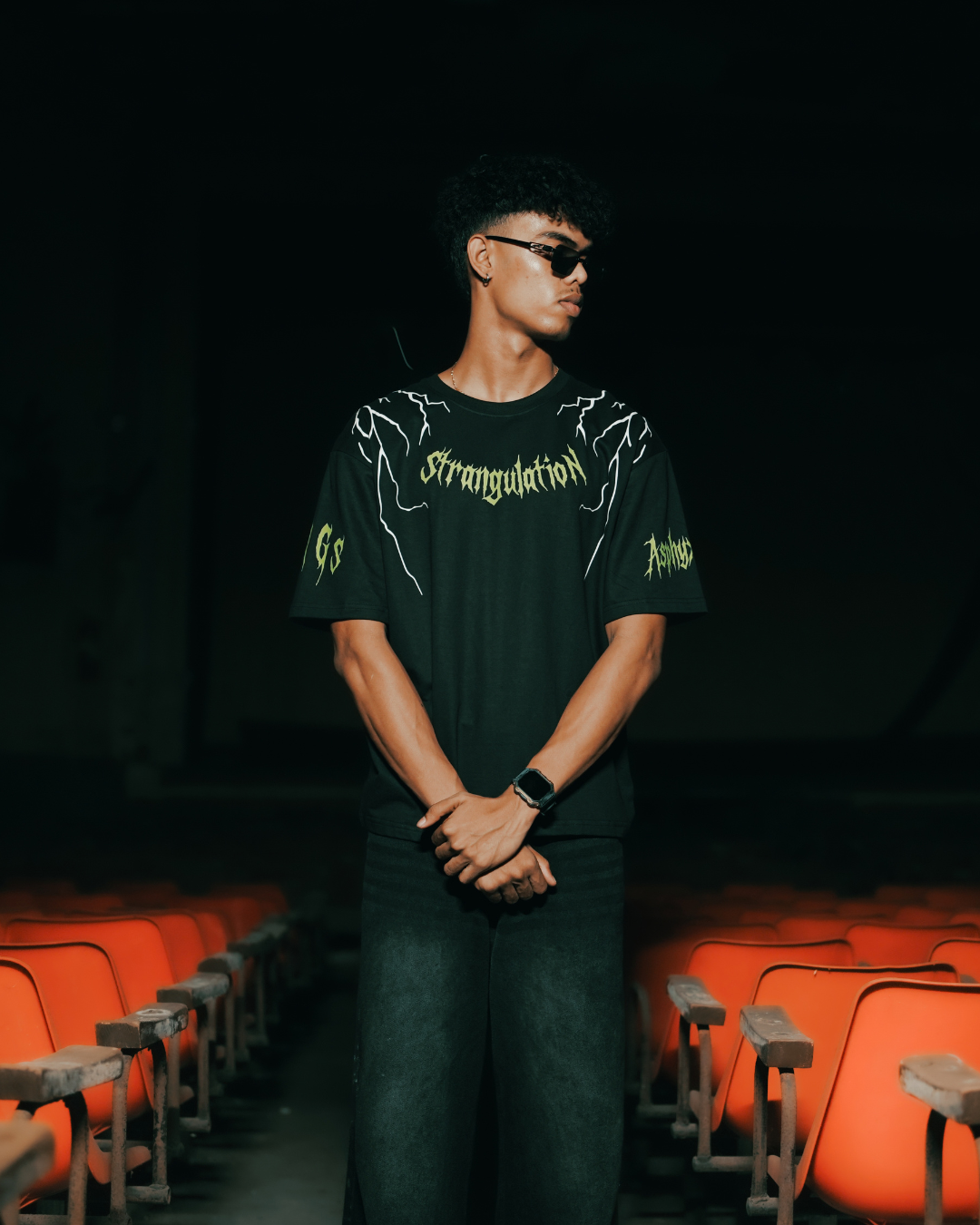 Strangulation Oversized T-Shirt – 240 GSM Drop Shoulder | TNGS Clothing