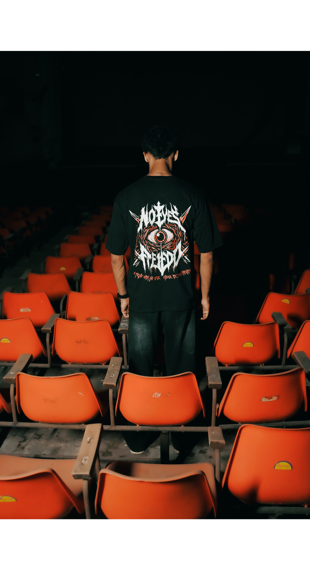 No Eyes Fien Oversized T-Shirt – 180 GSM Drop Shoulder | TNGS Clothing