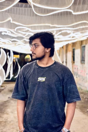 Washed Black Oversized Streetwear T-Shirt for Men | Urban Casual Fit